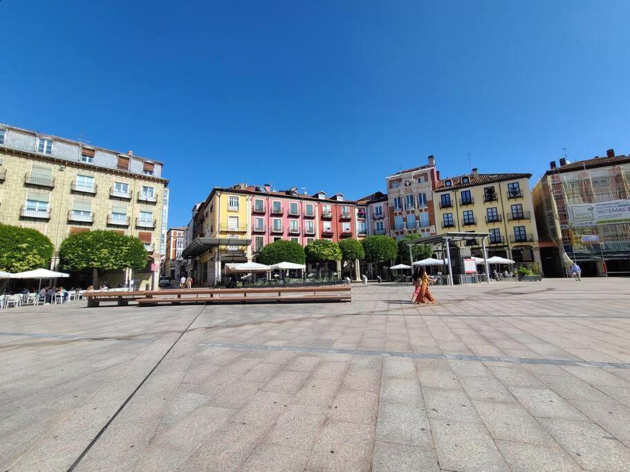 Atuaire Home La Catedral En El Salon Parking Incluido Burgo Eksteriør bilde